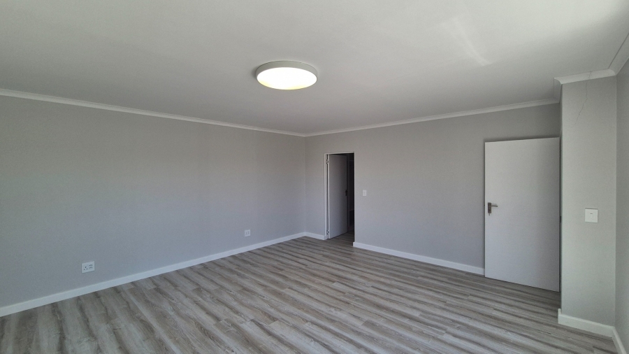 3 Bedroom Property for Sale in Country Club Western Cape